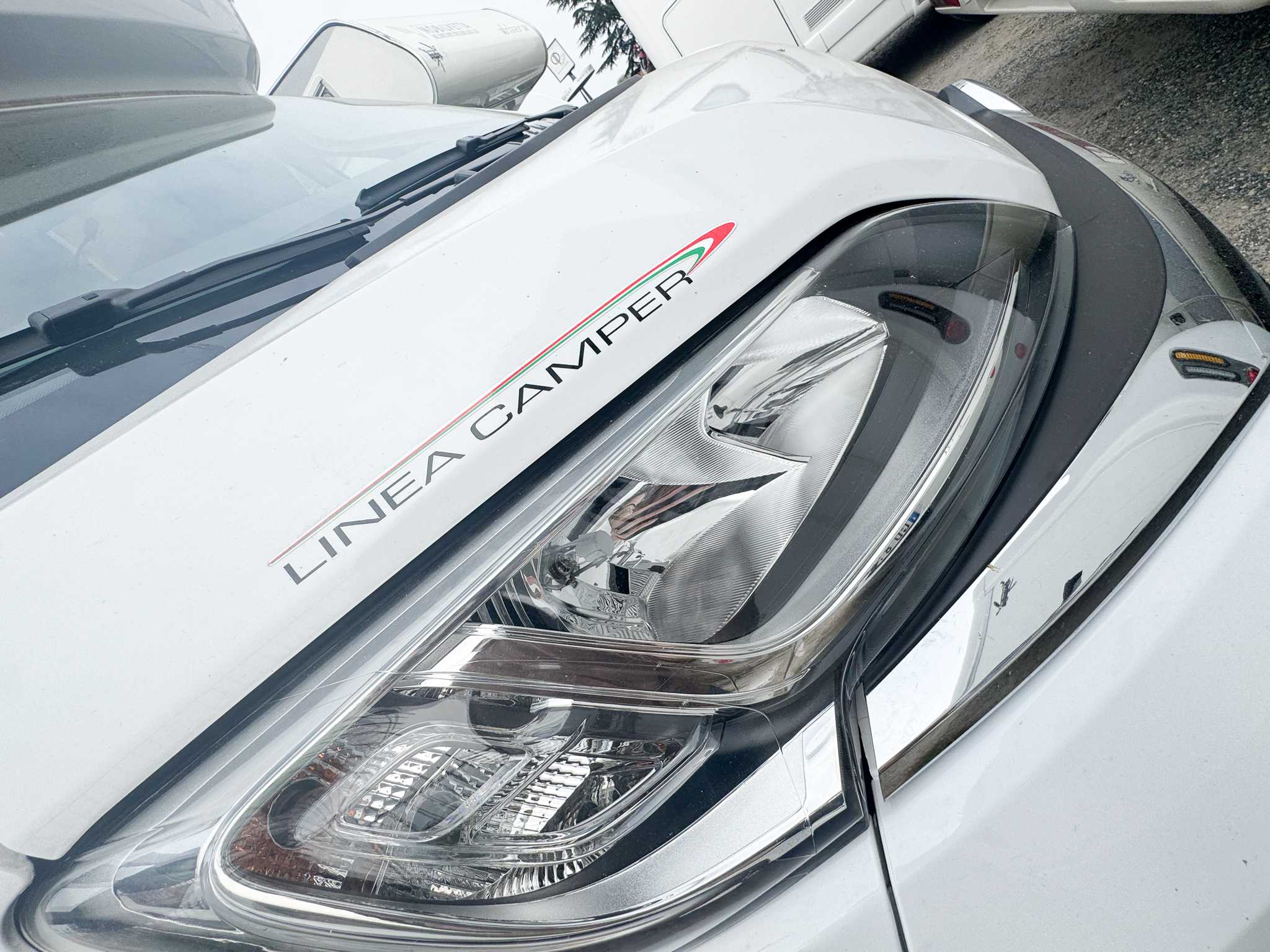 Camper Semi-integrale GIOTTILINE SIENA 330 - immagine 5