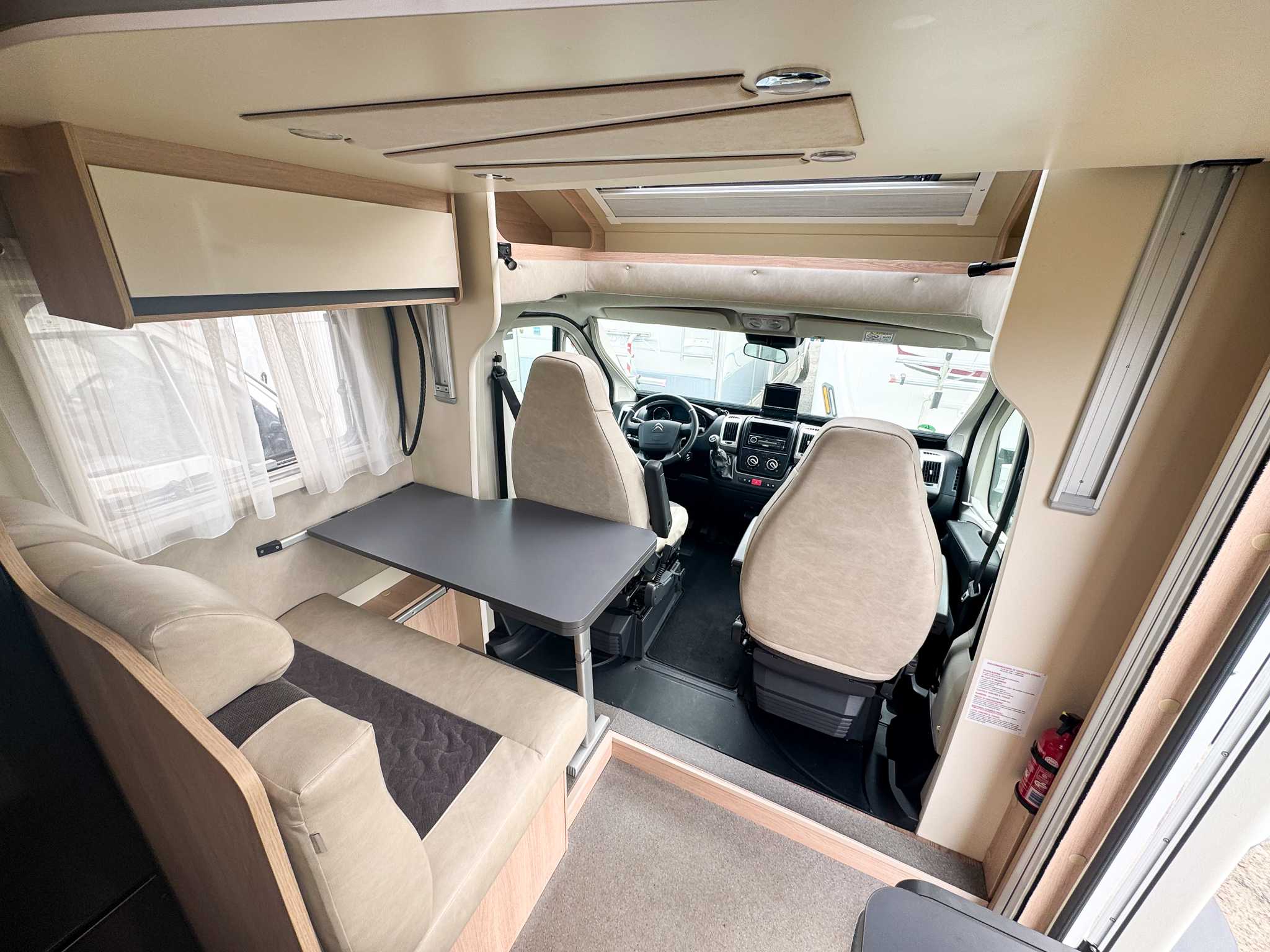 Camper Semi-integrale GIOTTILINE SIENA 330 - immagine 13