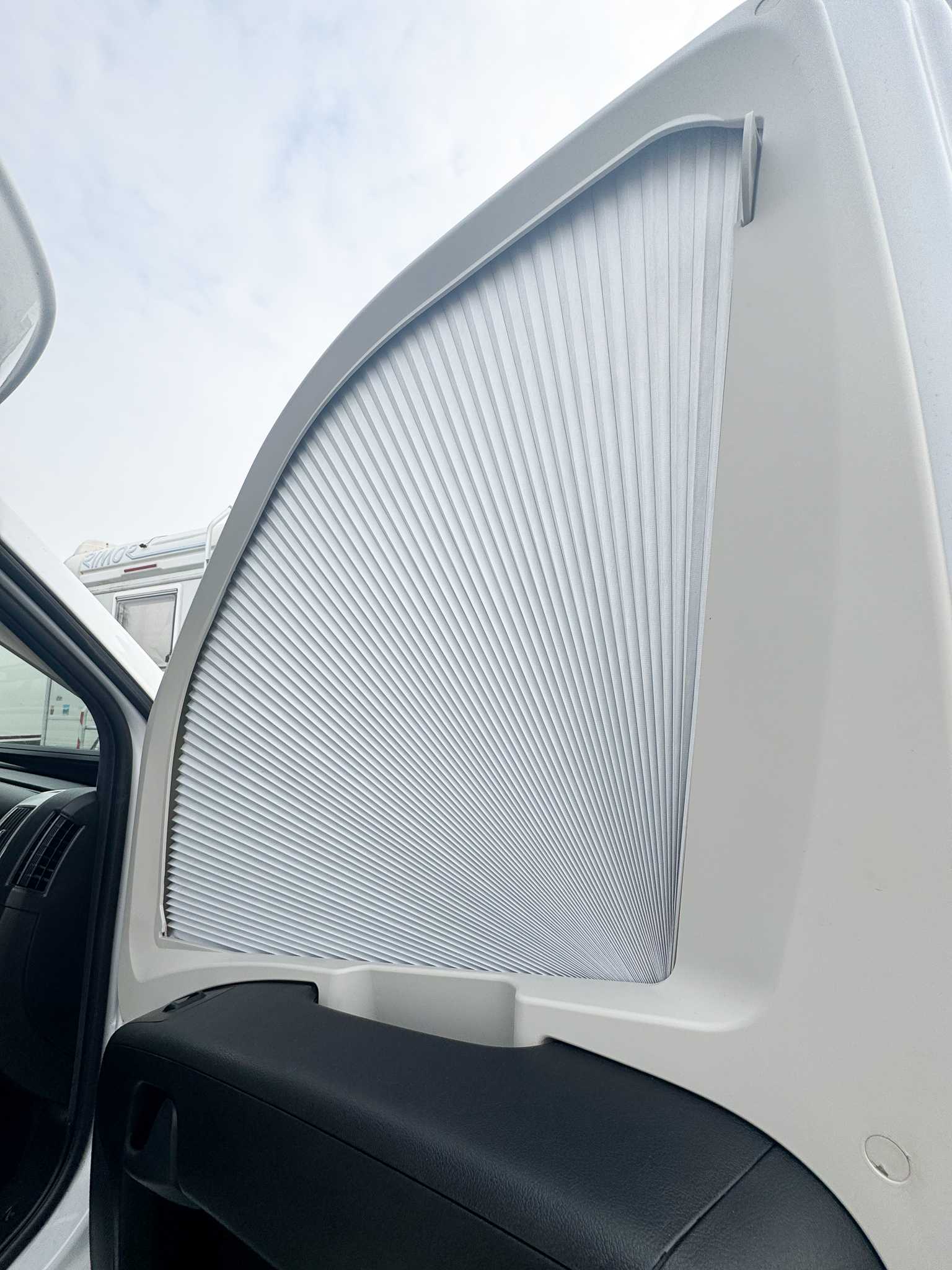 Camper Semi-integrale GIOTTILINE SIENA 330 - immagine 23