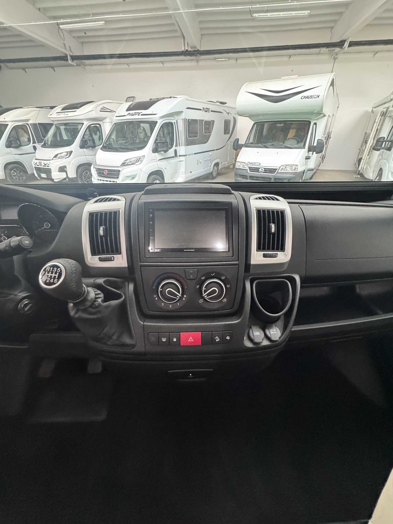 Camper Semi-integrale GIOTTILINE SIENA 385 - immagine 5